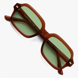 Retro Square Brown Polarized Sunglasses